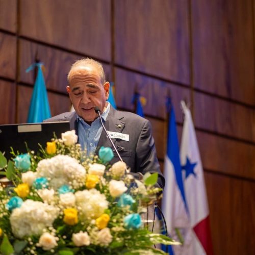 Ficohsa lidera junto a INCAE el cambio en la educación empresarial