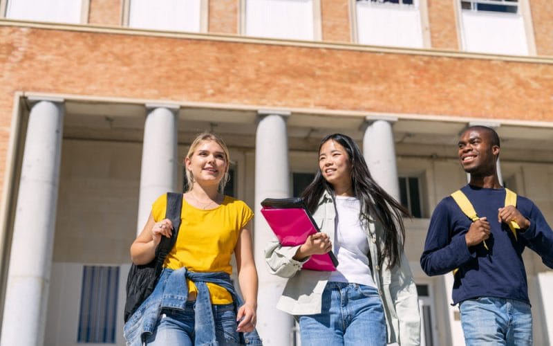 Innovación tecnológica en Panamá: estudia Ingeniería en Sistemas en la Universidad Latina