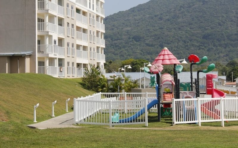 Acceso más rápido a Playa Dorada gracias a mejoras en la infraestructura de transporte